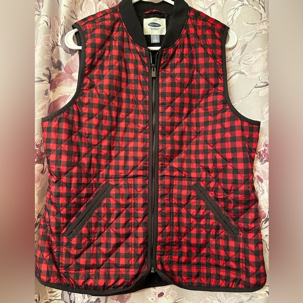 Old Navy Light Weight Women Vest Size Large